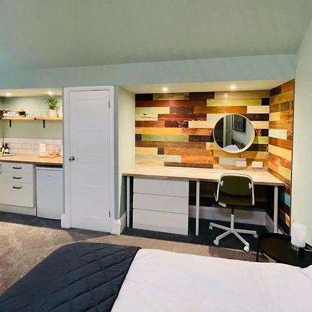 شقة East Preston  في Stone'S Throw, 1 Bed Self-Contained Studio المظهر الخارجي الصورة