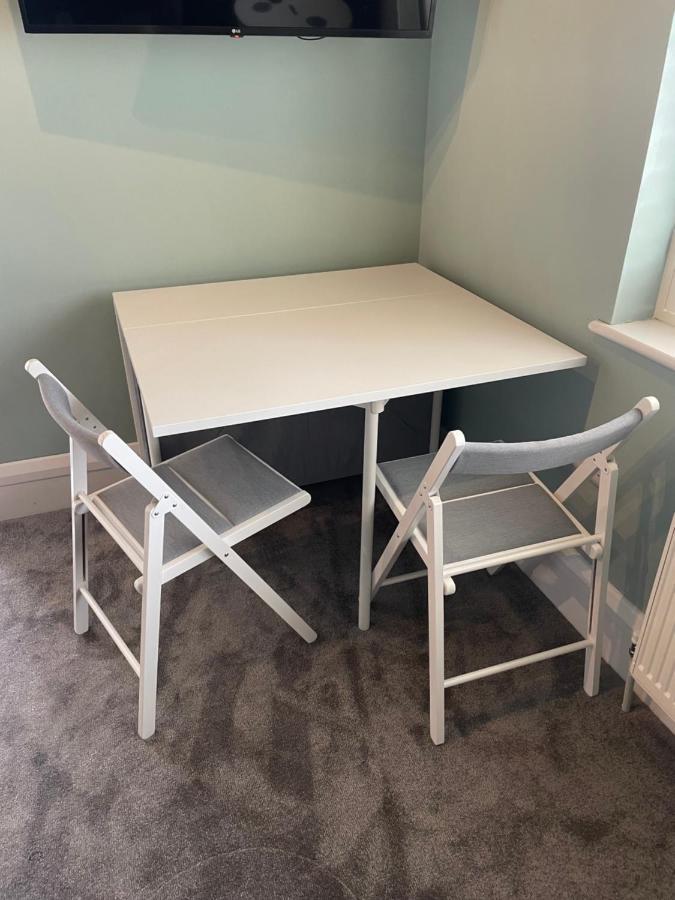 شقة East Preston  في Stone'S Throw, 1 Bed Self-Contained Studio المظهر الخارجي الصورة